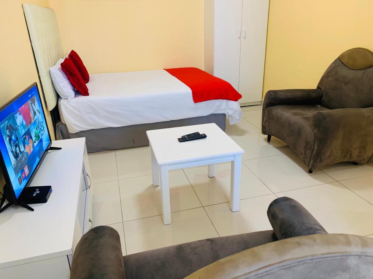 Mowetu Guest House Cape Town Bagian luar foto