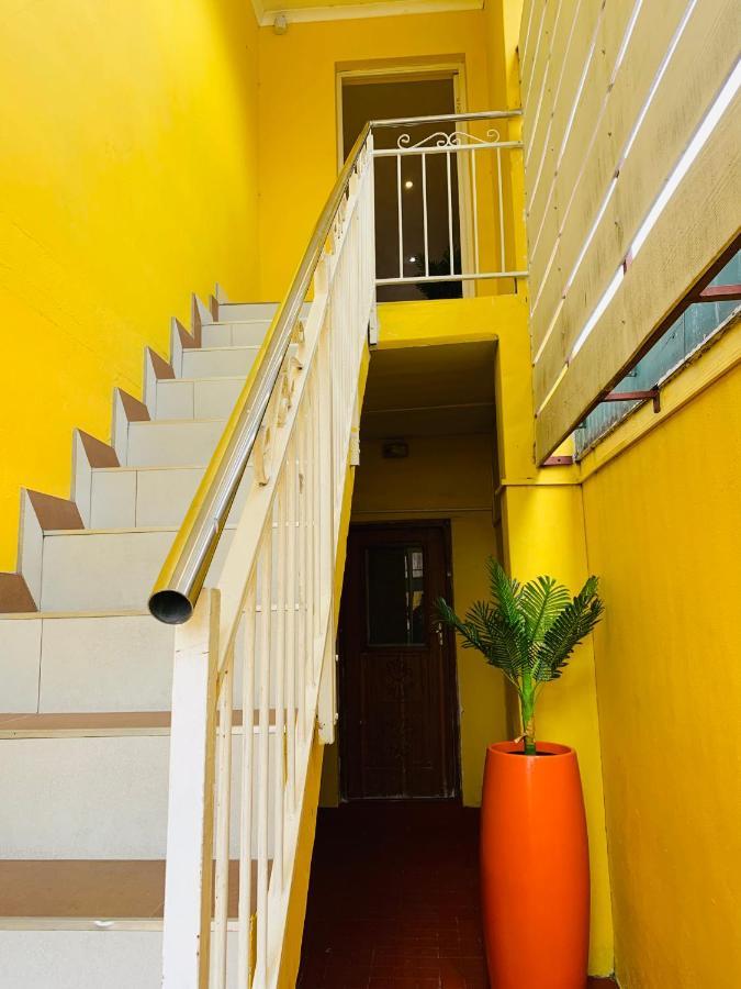 Mowetu Guest House Cape Town Bagian luar foto