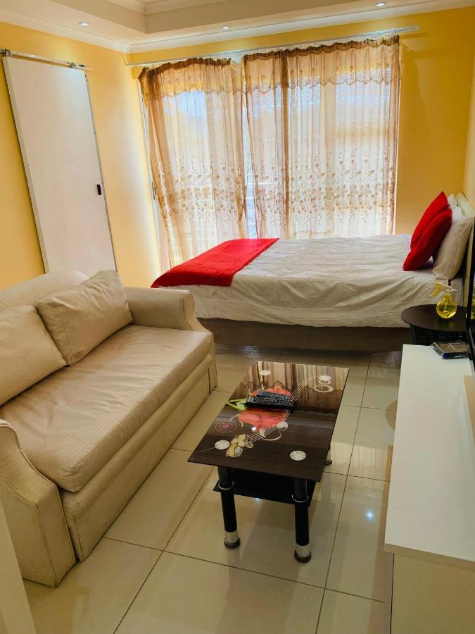 Mowetu Guest House Cape Town Bagian luar foto