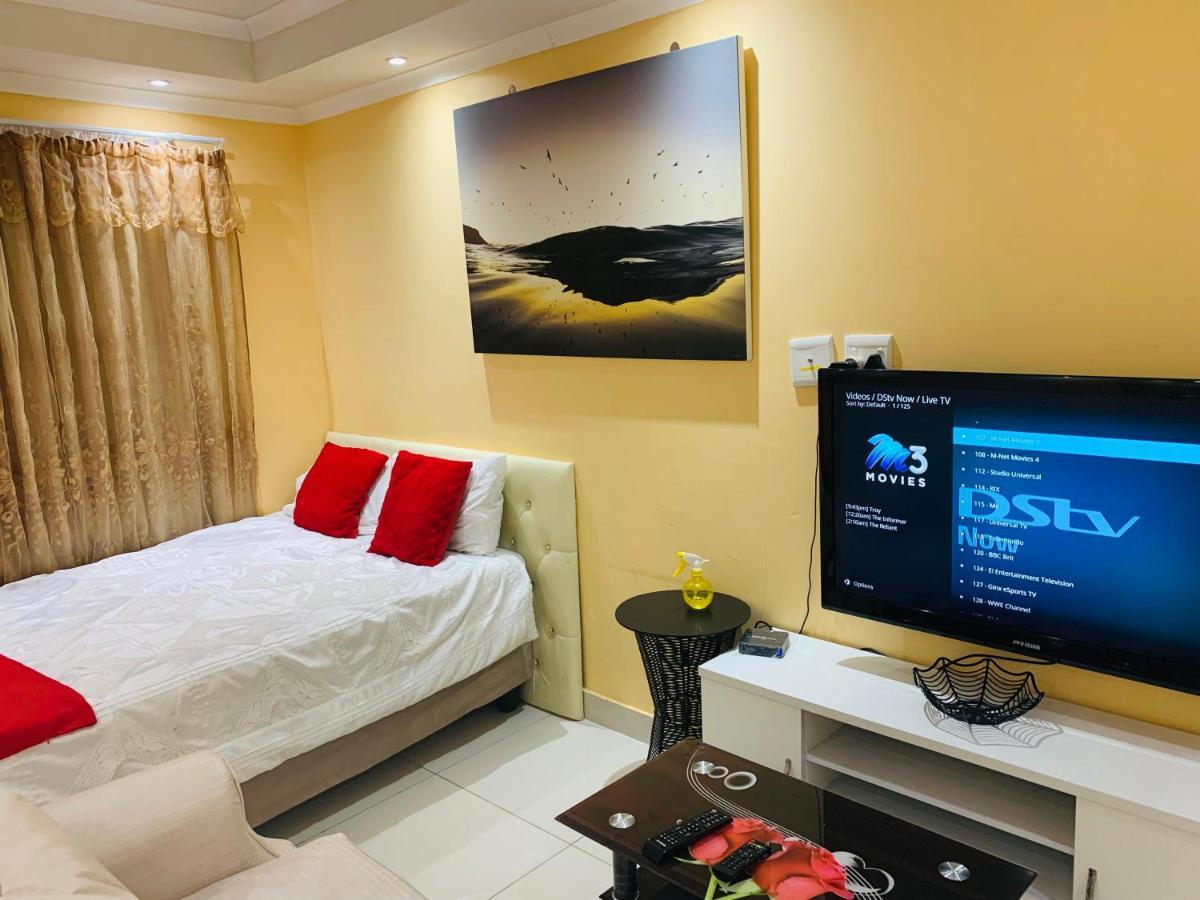 Mowetu Guest House Cape Town Bagian luar foto