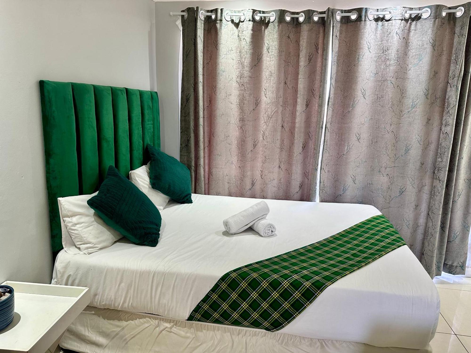 Mowetu Guest House Cape Town Bagian luar foto